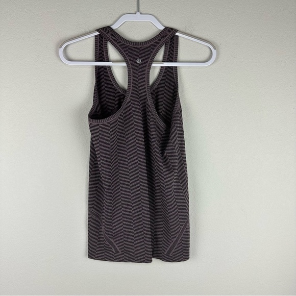 Lululemon Heathered Black Cherry Purple Run Swiftly Tech Racerback Tank Top 8 - Picture 2 of 4